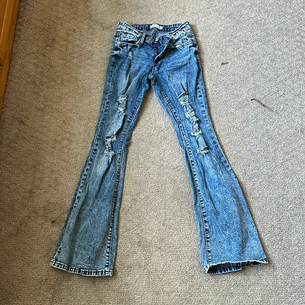 Rue21 western jeans, barely worn, for the wrong size when first purchased